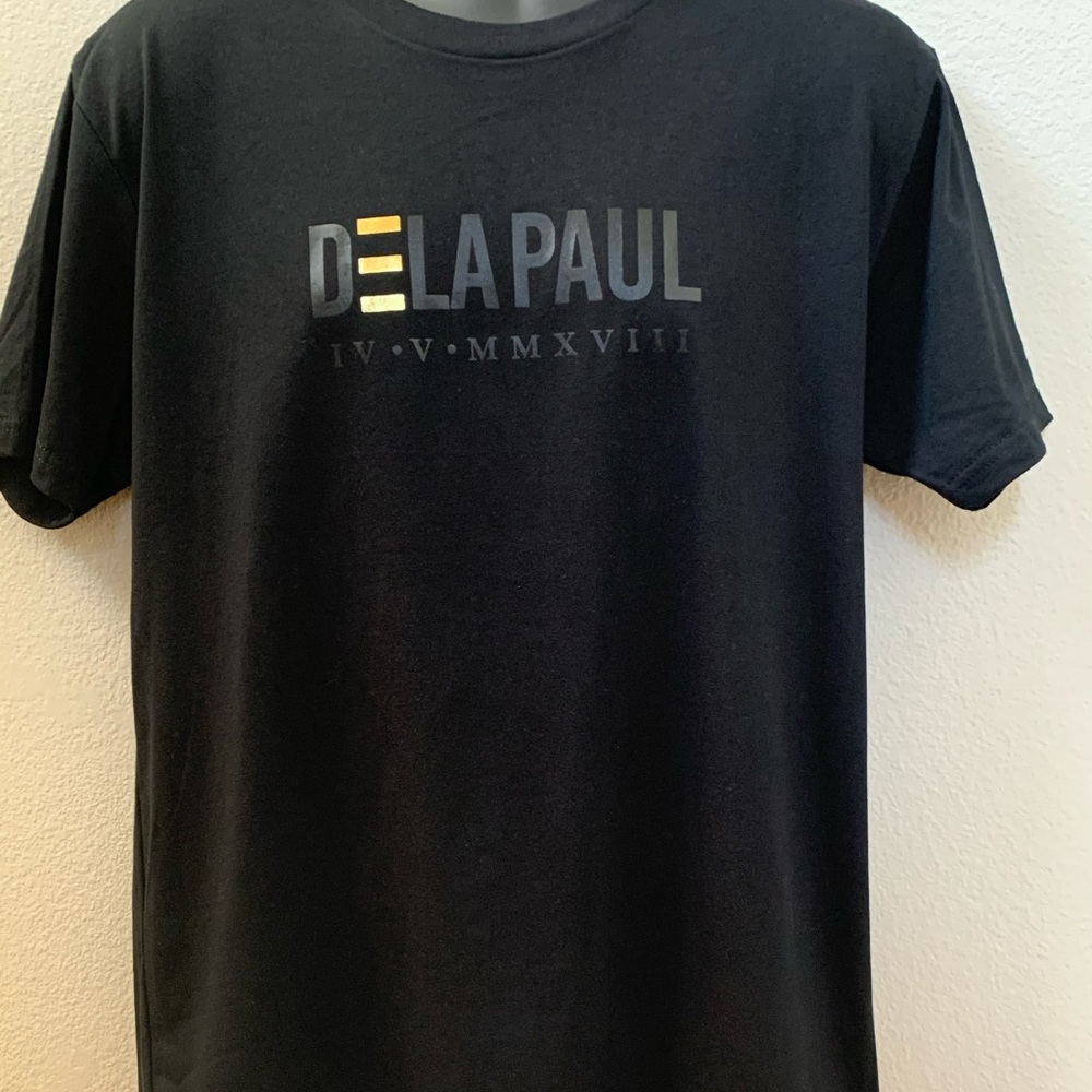 Men’s and women’s T-shirts